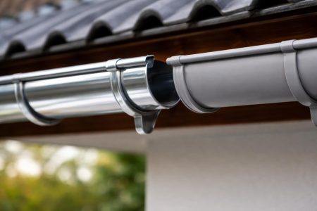 gouttieres-zinc-pvc-textures-reflets